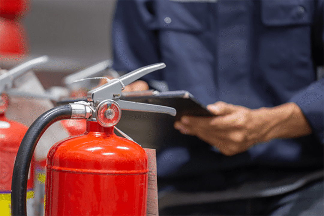 Step by Step Guide Using Fire Extinguishers Correctly in Emergencies
