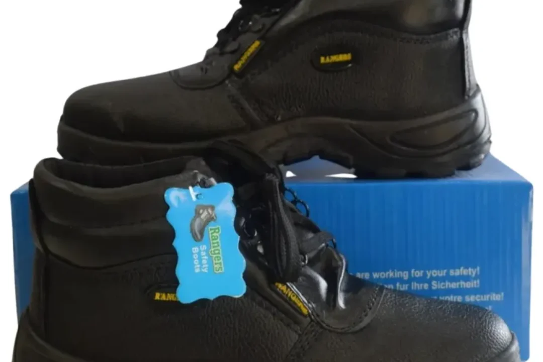 What Is the Average Safety Shoes Price in Pakistan