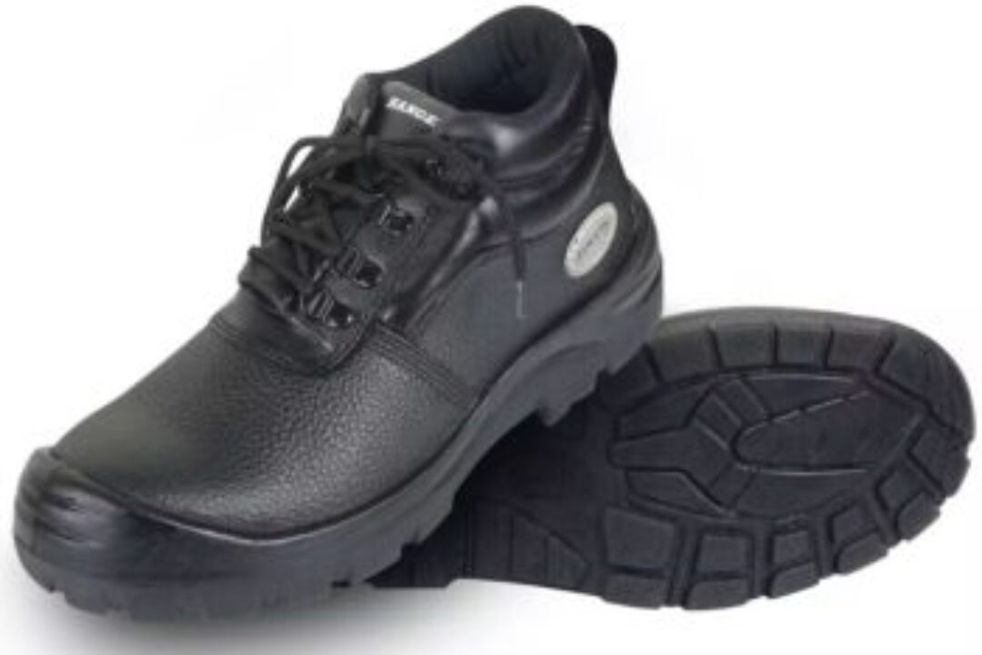 Which Safety Shoes Are Best in Pakistan